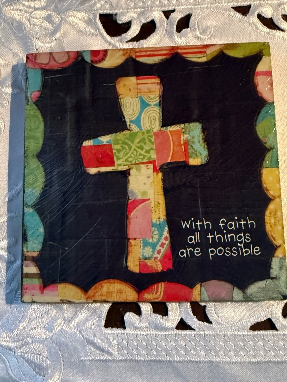 Demdaco Colorful Devotions decorative wall cross - Multicolor